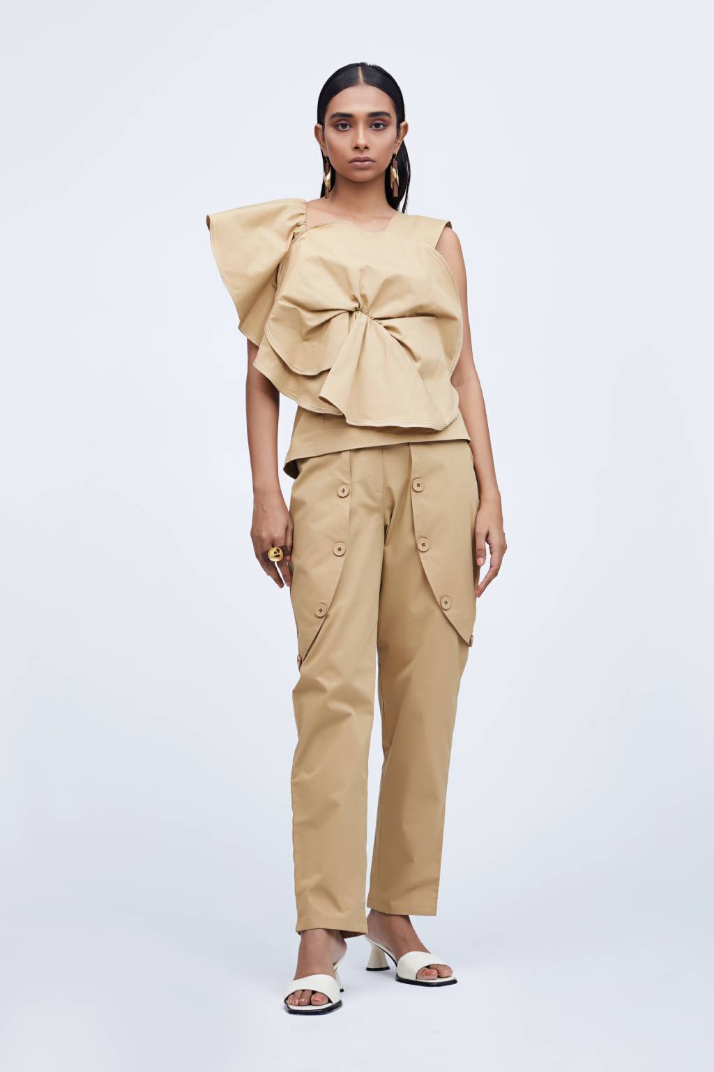 Echo Beige Sediment Top
