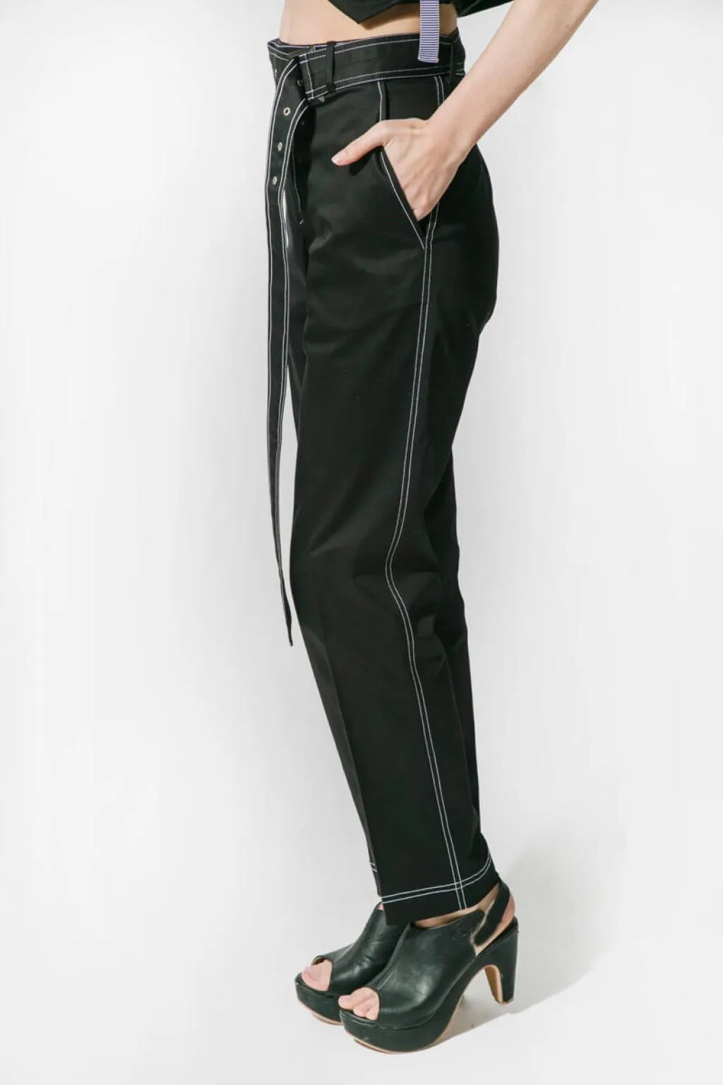 Black Outline Pant