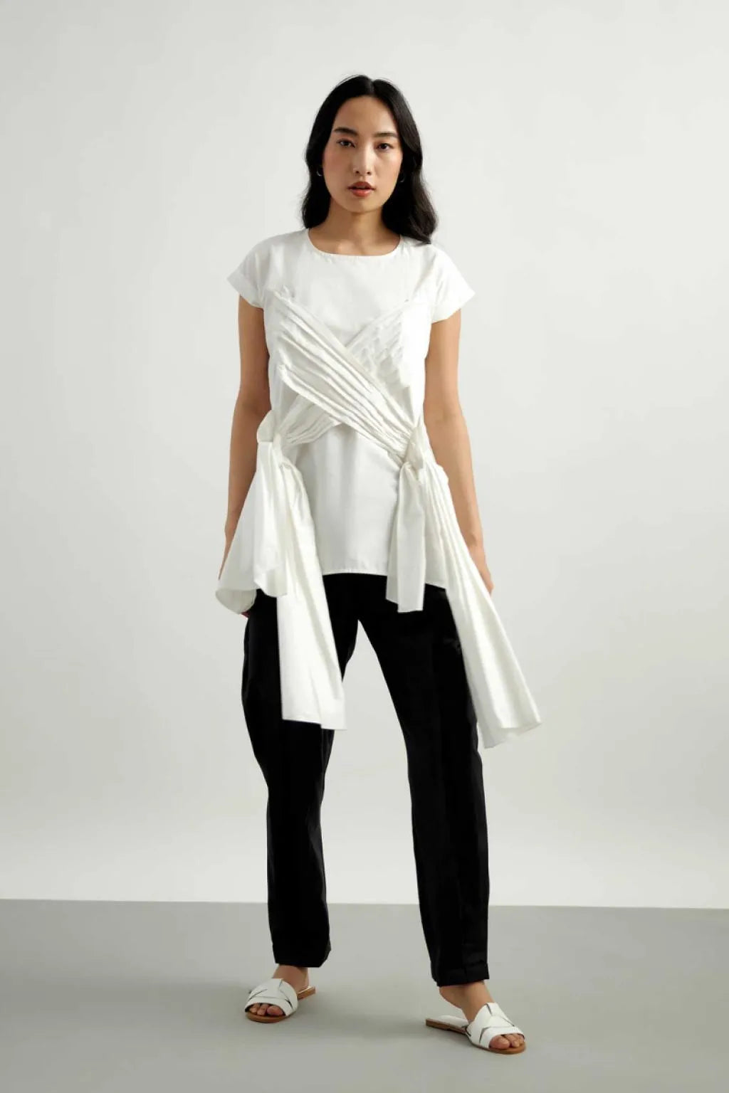 Black Two Pleats Pant