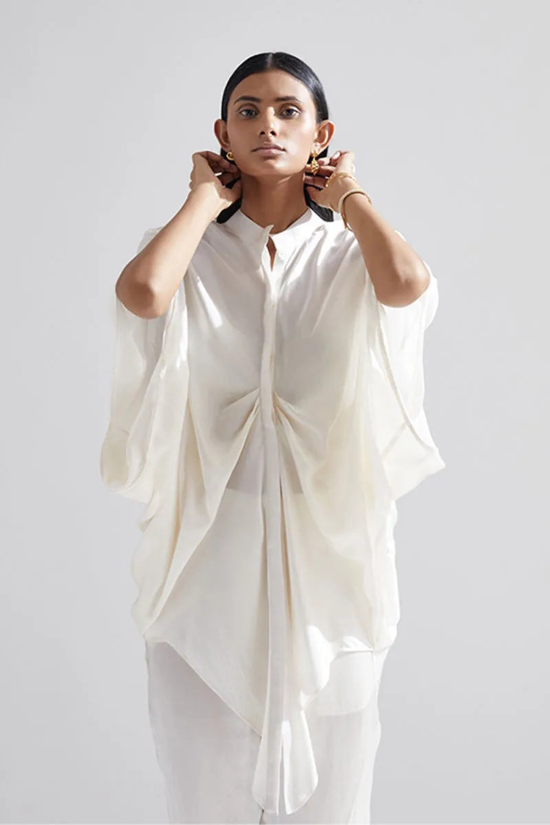 Echo Madonna Lily Top